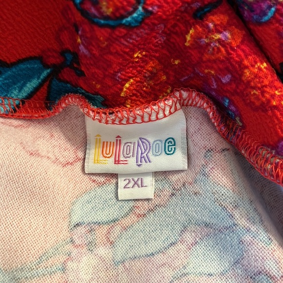 LulaRoe Cassie Pencil Skirt Red Floral Size 2XL - Picture 2 of 2